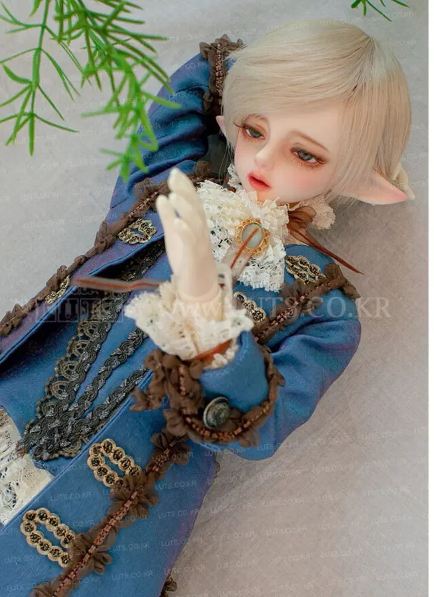 thumbnail-7